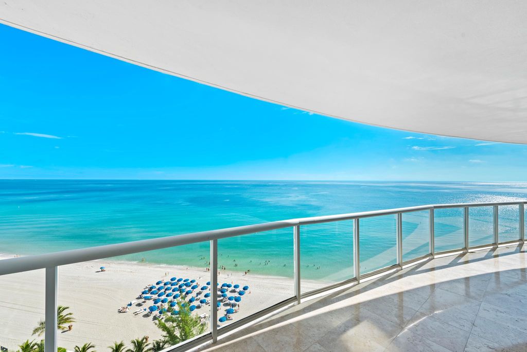 18671 Collins Ave #1502, North Miami Beach, FL 33160