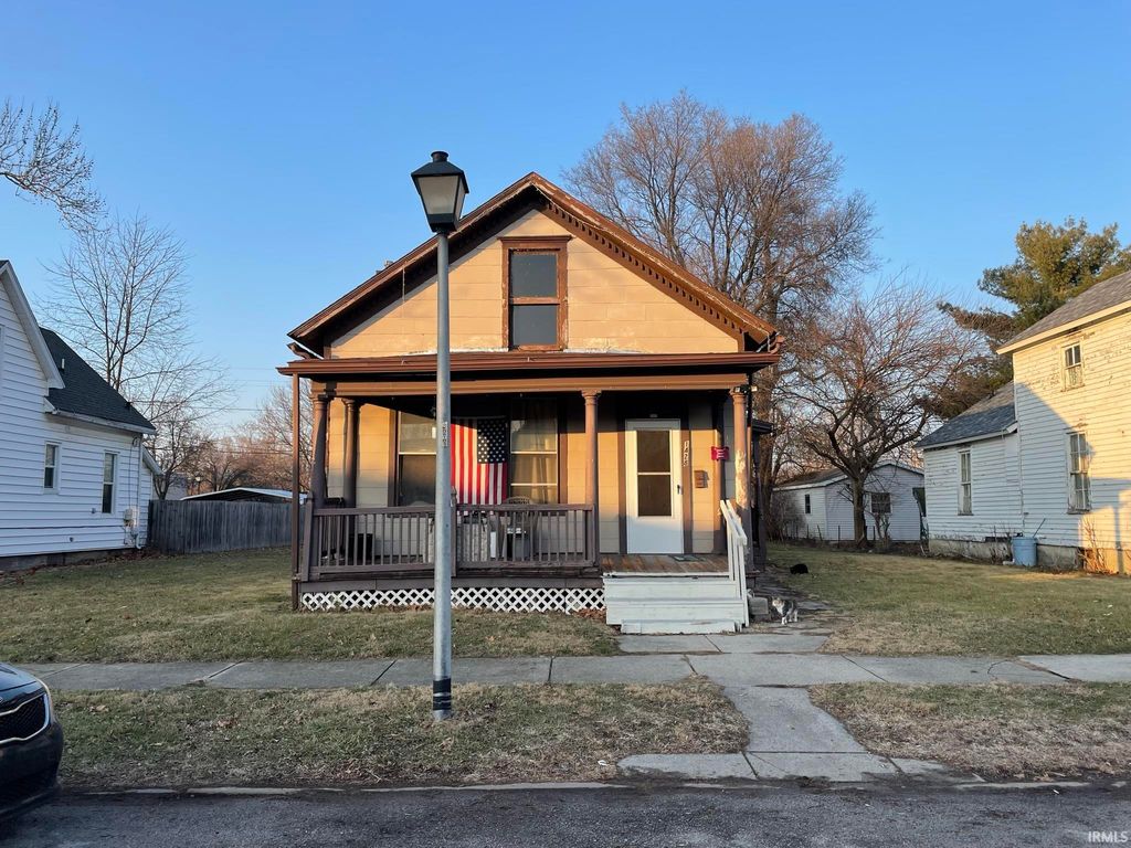 1428 Boone St, Fort Wayne, IN 46808