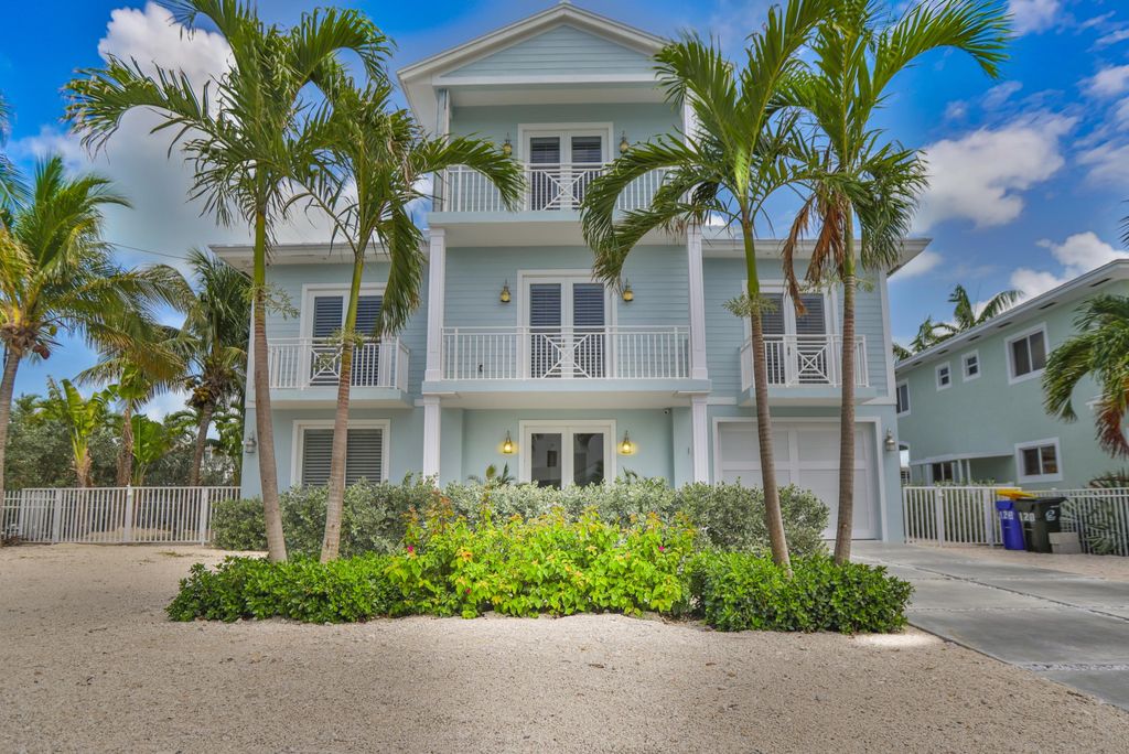 128 Leoni Dr, Islamorada, FL 33036