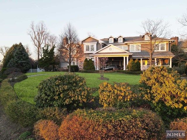 85 Buckingham Rd, Tenafly, NJ 07670