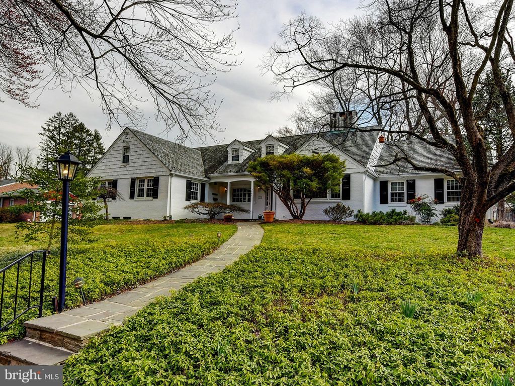 3407 Midfield Rd, Pikesville, MD 21208