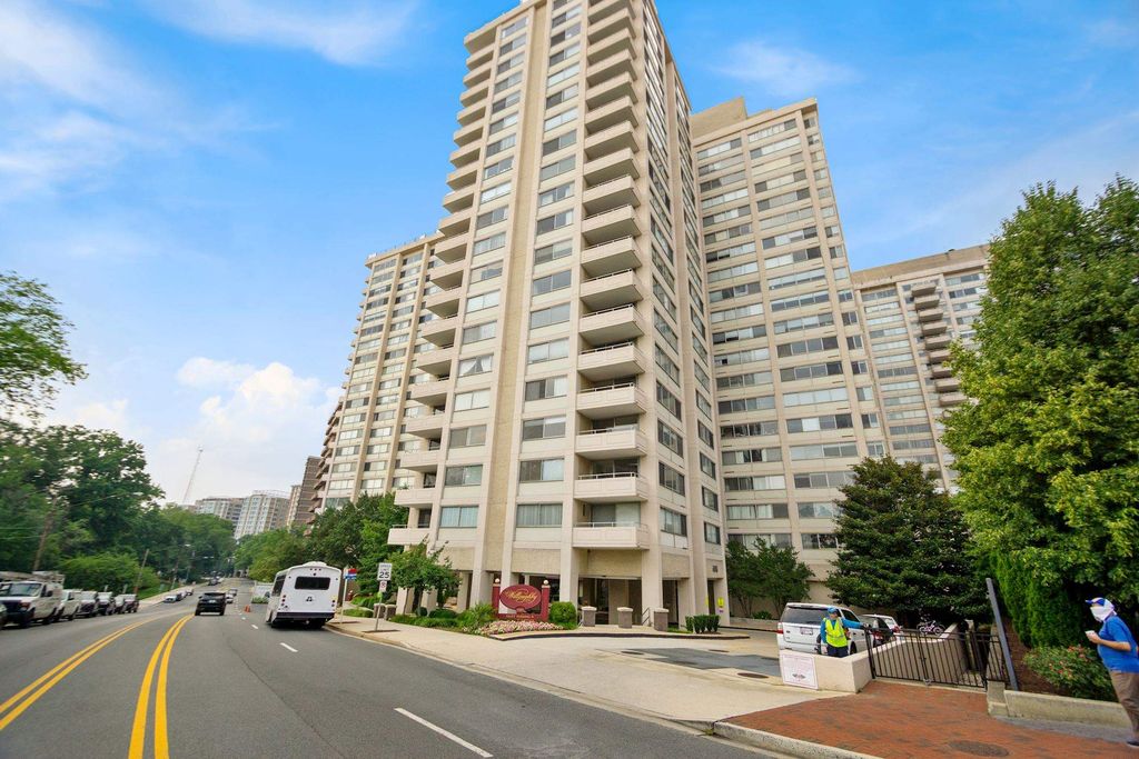 4515 Willard Ave #1414S, Chevy Chase, MD 20815