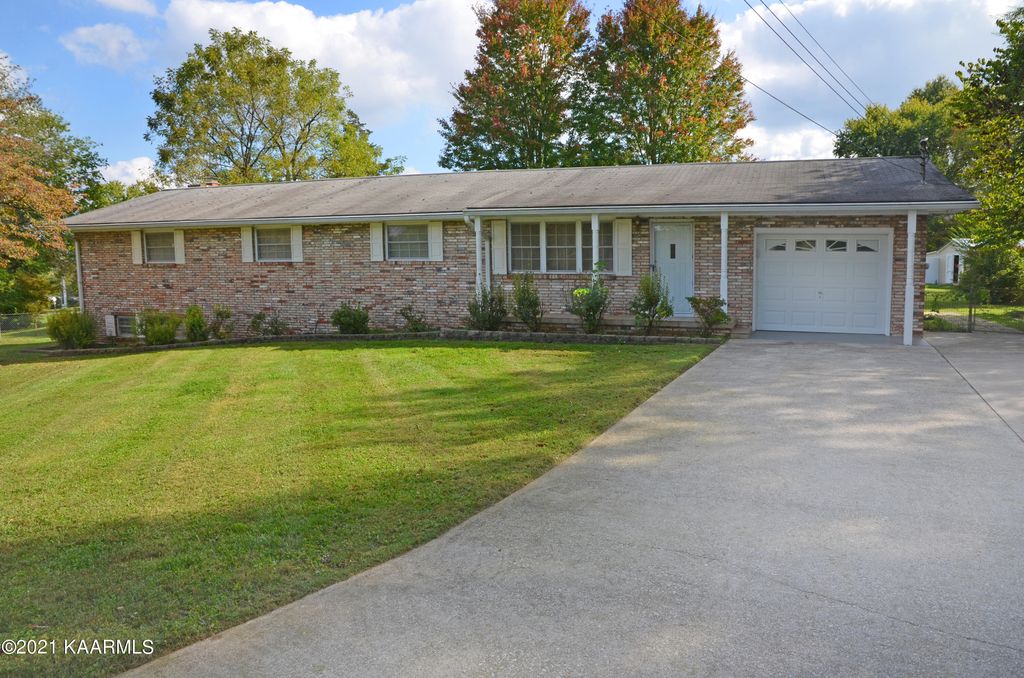 5224 Winfield Ln, Knoxville, TN 37921