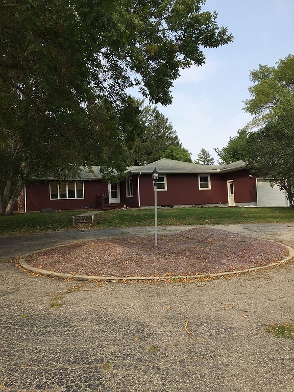 327 W Jackson St, Lime Springs, IA 52155 2 Bed, 2 Bath SingleFamily