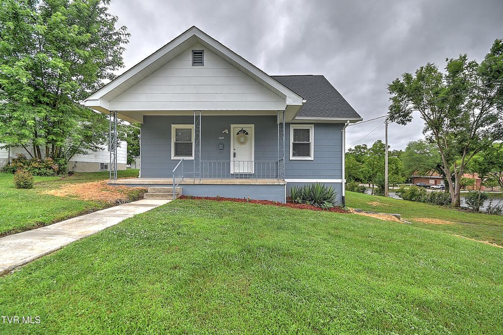 1648 E St, Kingsport, TN 37664