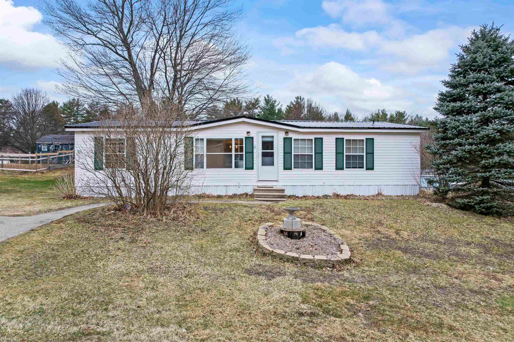 124 Jamey Drive, Rochester, NH 03868