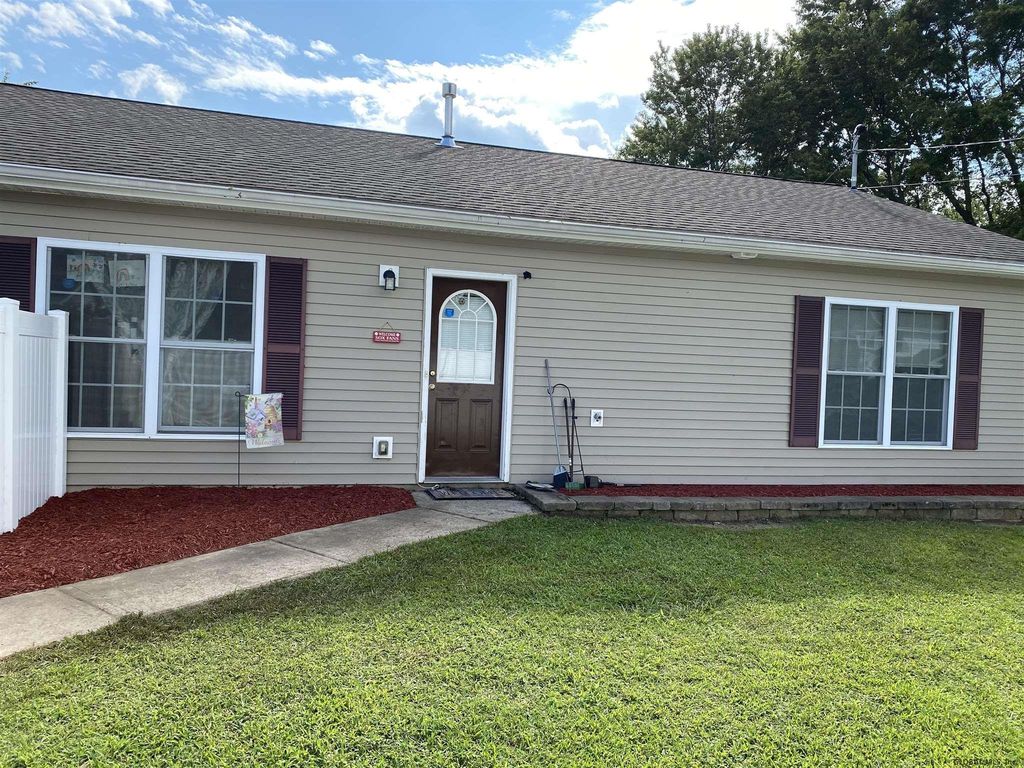 37 NEW YORK Avenue, Rensselaer, NY 12144 Trulia