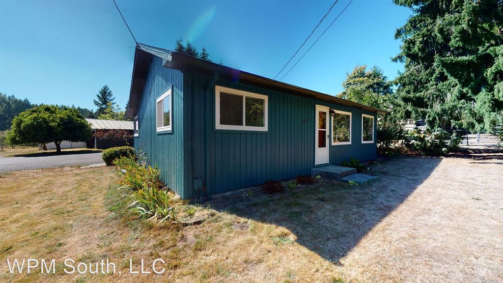17617 SE May Valley Rd, Renton, WA 98059