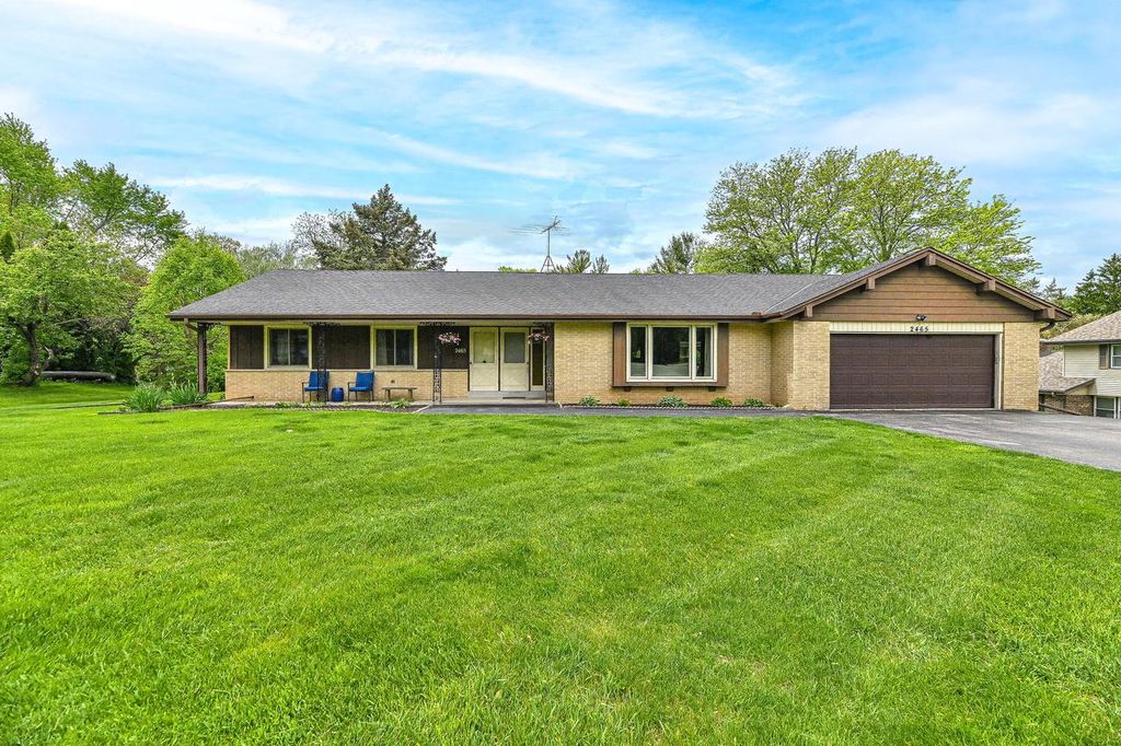 2465 Rockway LANE WEST West, Brookfield, WI 53005
