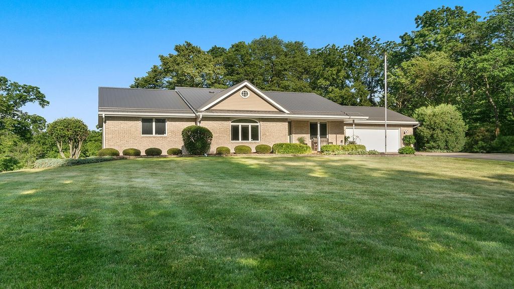 5071 N Blackwood Rd, Davis Junction, IL 61020 MLS 202403150 Trulia