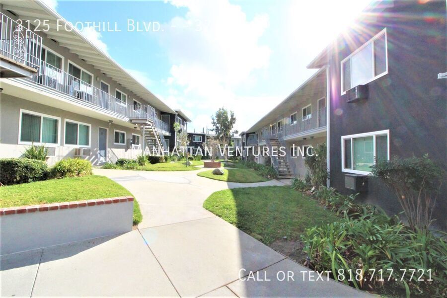 3125 Foothill Blvd #37, La Crescenta, CA 91214