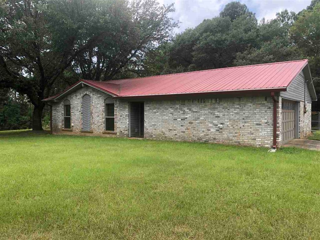 820 Henderson Schoolhouse, Marshall, TX 75670
