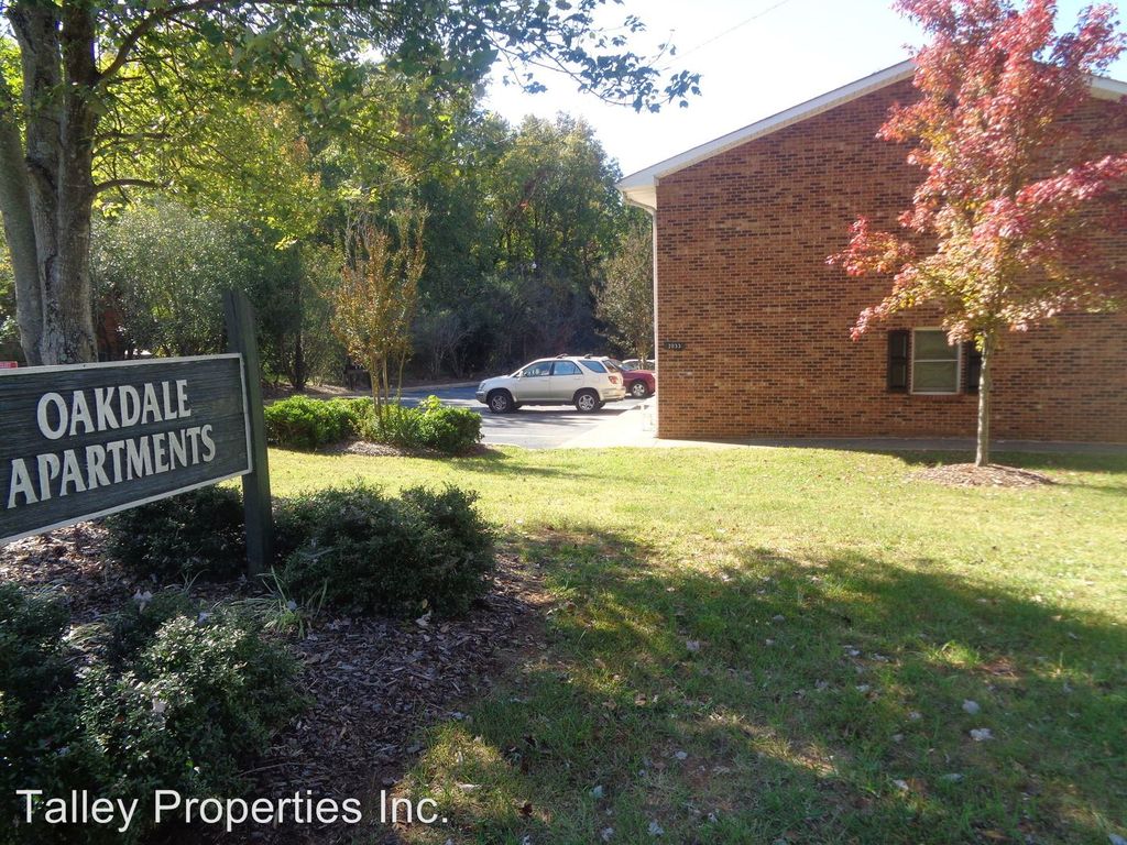 2033 Oakdale Rd C, Charlotte, NC 28216 Trulia