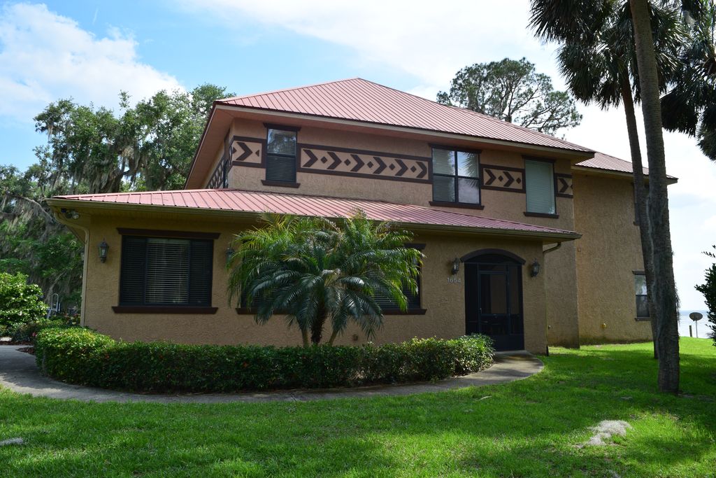 1654 Lake Rd, Seville, FL 3 Bed, 8 Bath SingleFamily Home