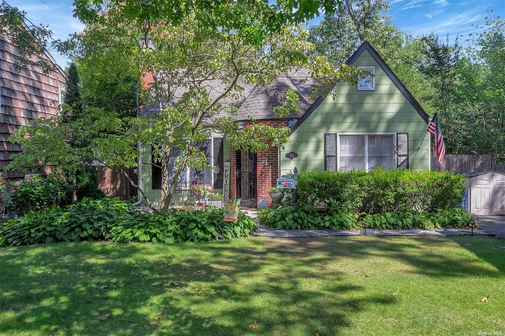 115 E 17th Street, Huntington Station, NY 11746 Trulia