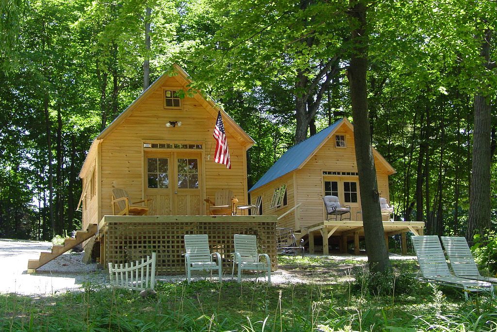 820 Shrine Rd, Isle La Motte, VT 05463