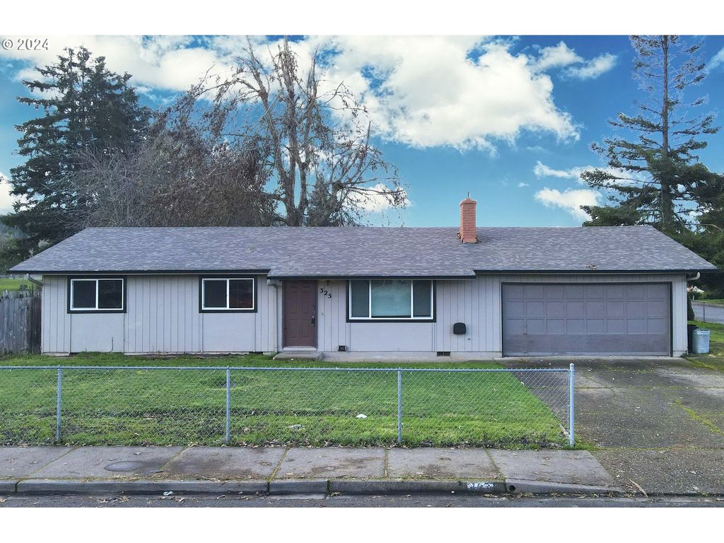 325 S  R St, Cottage Grove, OR 97424