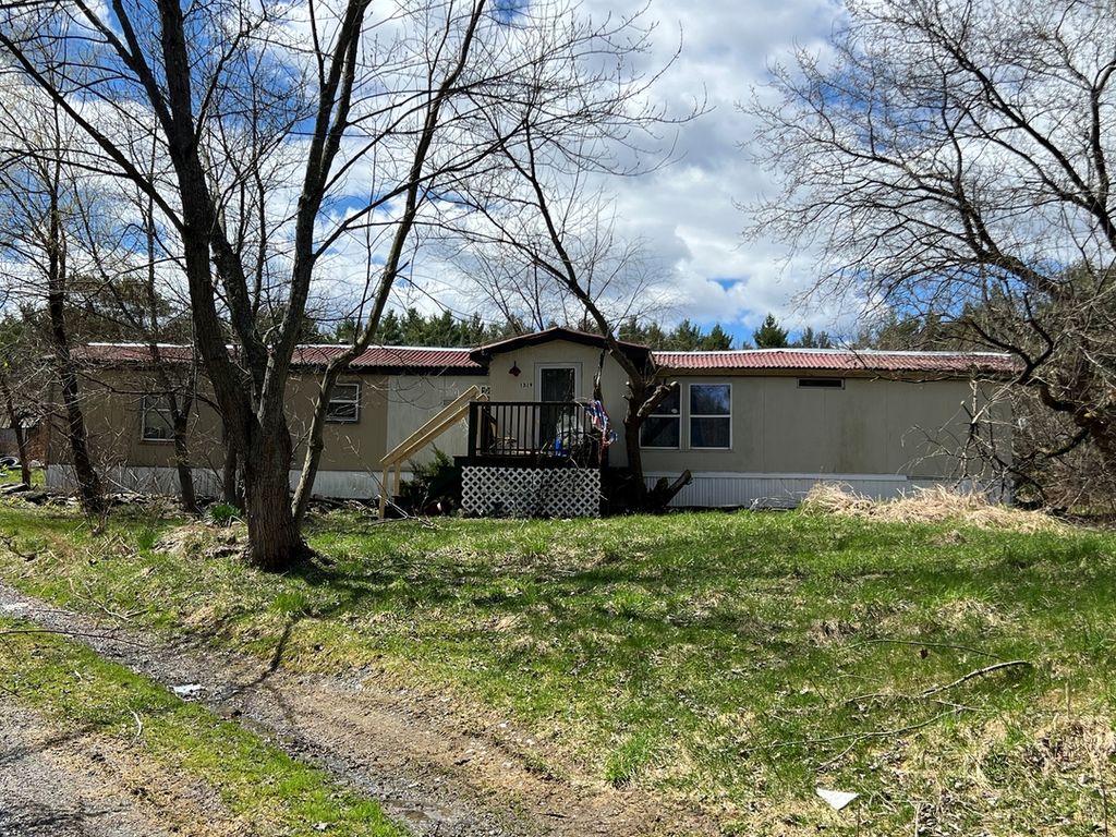 1319 Babcock Lake Rd, Hoosick Falls, NY 12090 Trulia