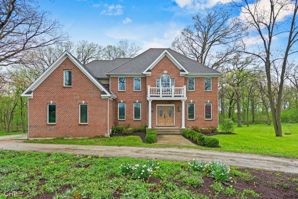 15384 W Il Rte 173, Wadsworth, IL 4 Bed, 3 Bath SingleFamily Home