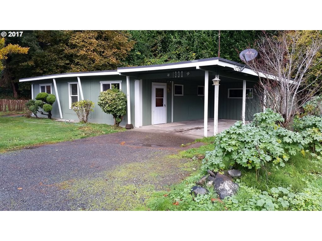 1330 W  Anderson Ave, Coos Bay, OR 97420