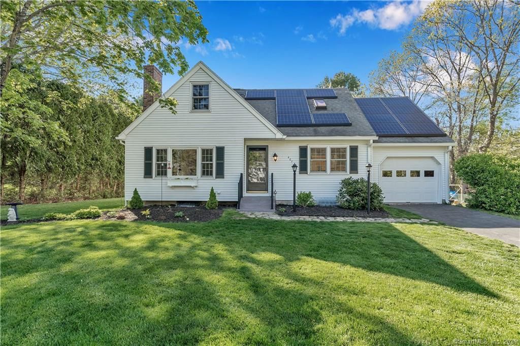 407 Judson Ave, Groton, CT 06355