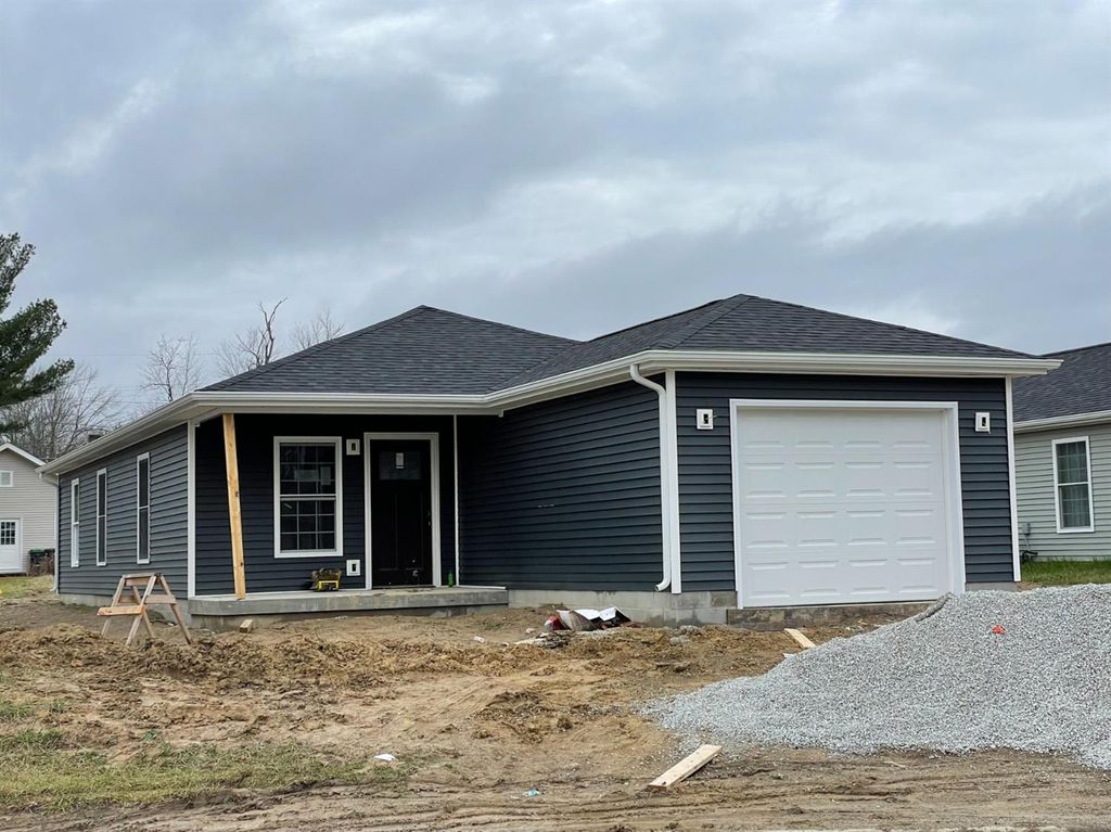 804 S Warpath Dr #41 & 42, Milan, IN 47031
