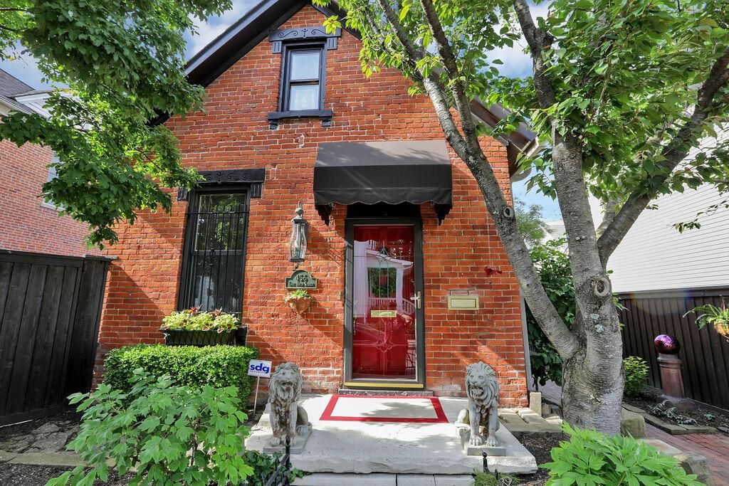 456 E Beck St, Columbus, OH 43206