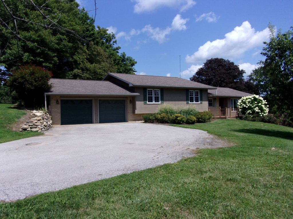 18907 Adams Rd, Rushville, IL Studio SingleFamily Home 22 Photos