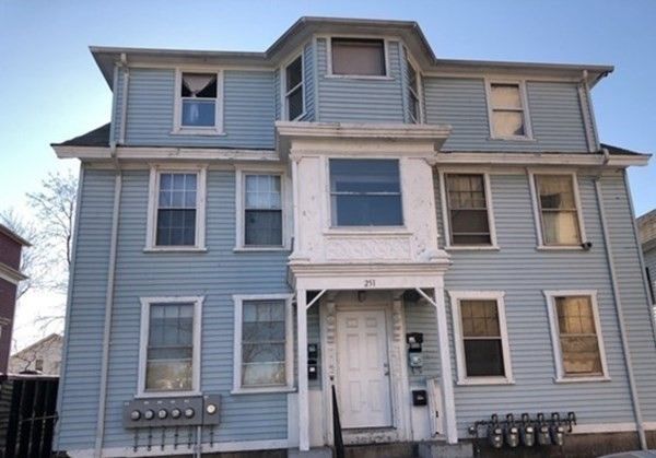251 Pine St, Fall River, MA 02720