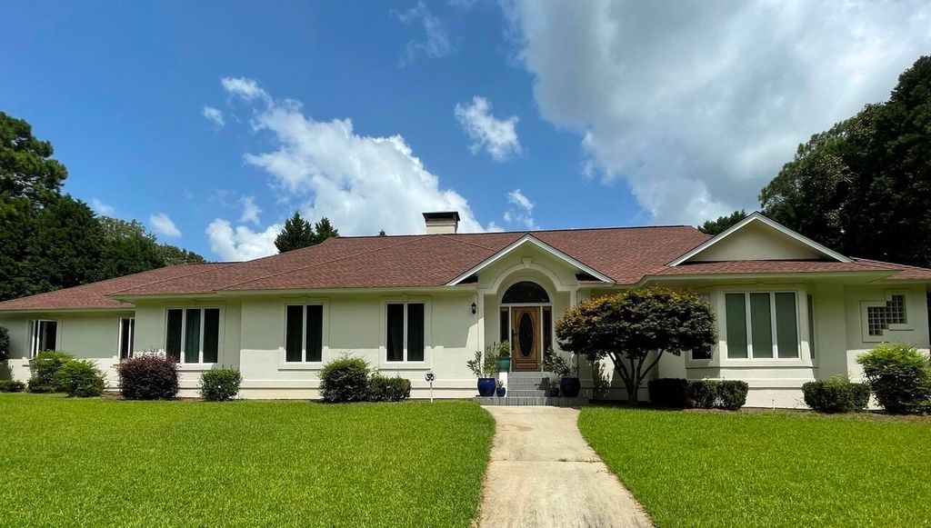 139 Cedar Creek Dr, Dublin, GA 31021