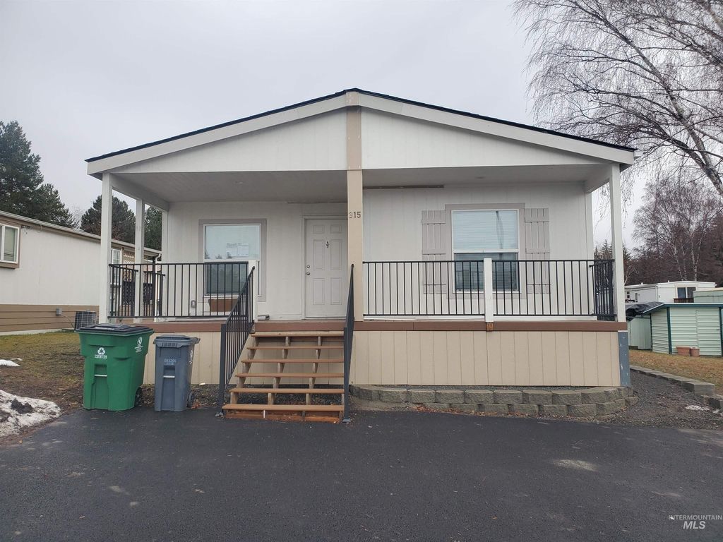 411 N  Almon St #315, Moscow, ID 83843