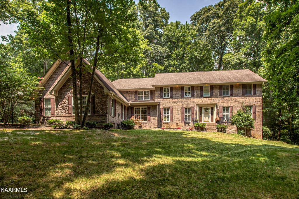 1812 Chestnut Grove Rd, Knoxville, TN 37932