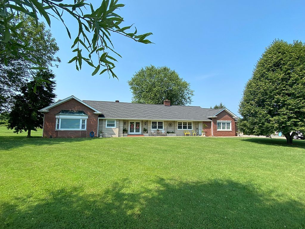 244 W Depot St, Greenville, KY 42345