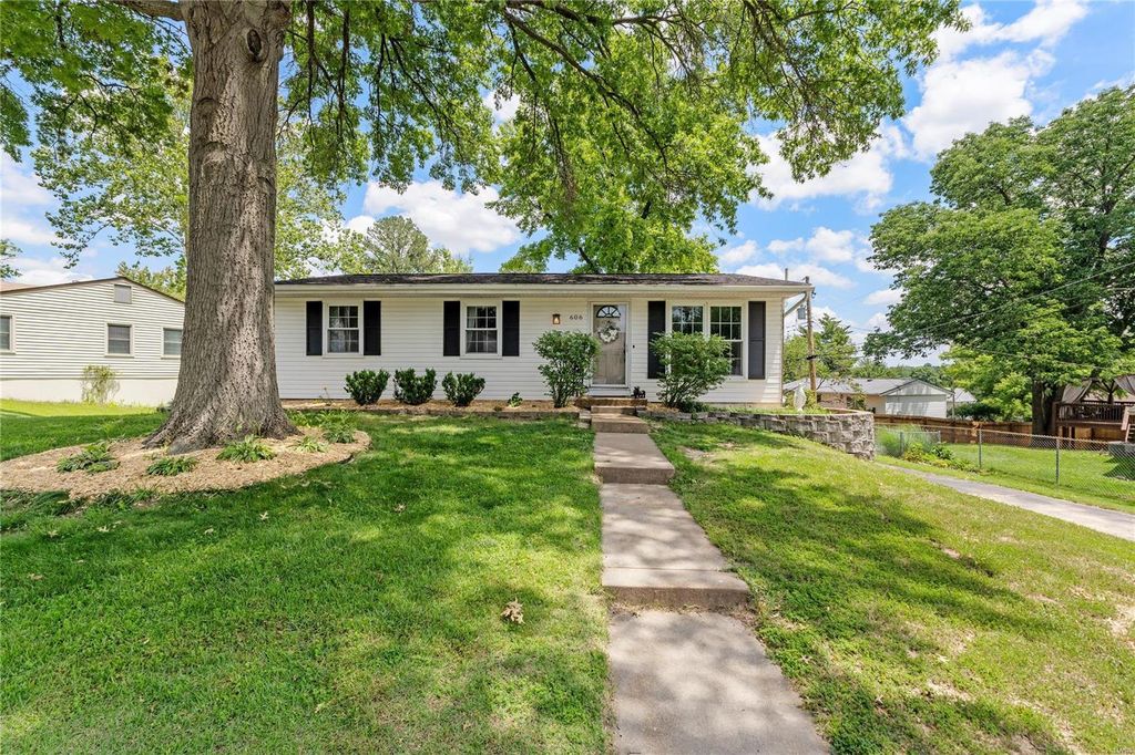 606 Vitry Dr, Manchester, MO 63011 Trulia