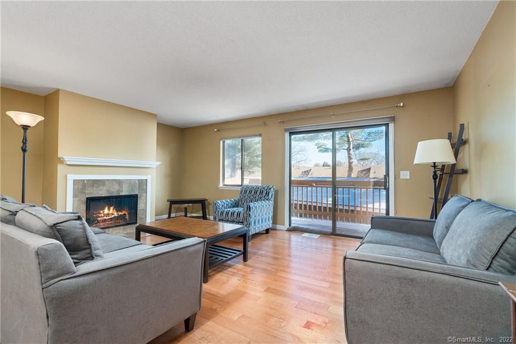 160 Brittany Farms Rd #F, New Britain, CT 06053