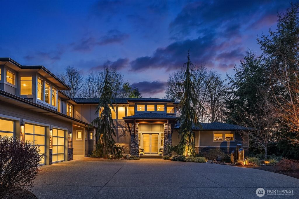 949 7th Court, Fox Island, WA 98333