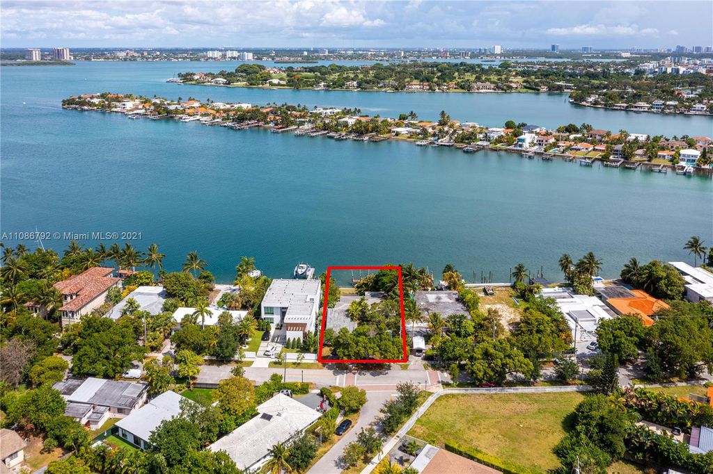 1275 N Biscayne Point Rd, Miami Beach, FL 33141