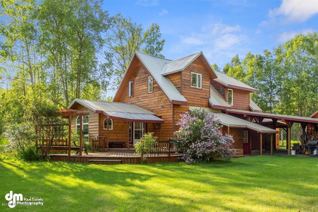 14120 E Front St, Talkeetna, AK 99676