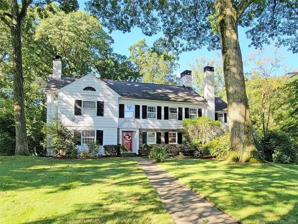 495 Algonquin Rd, Fairfield, CT 06825