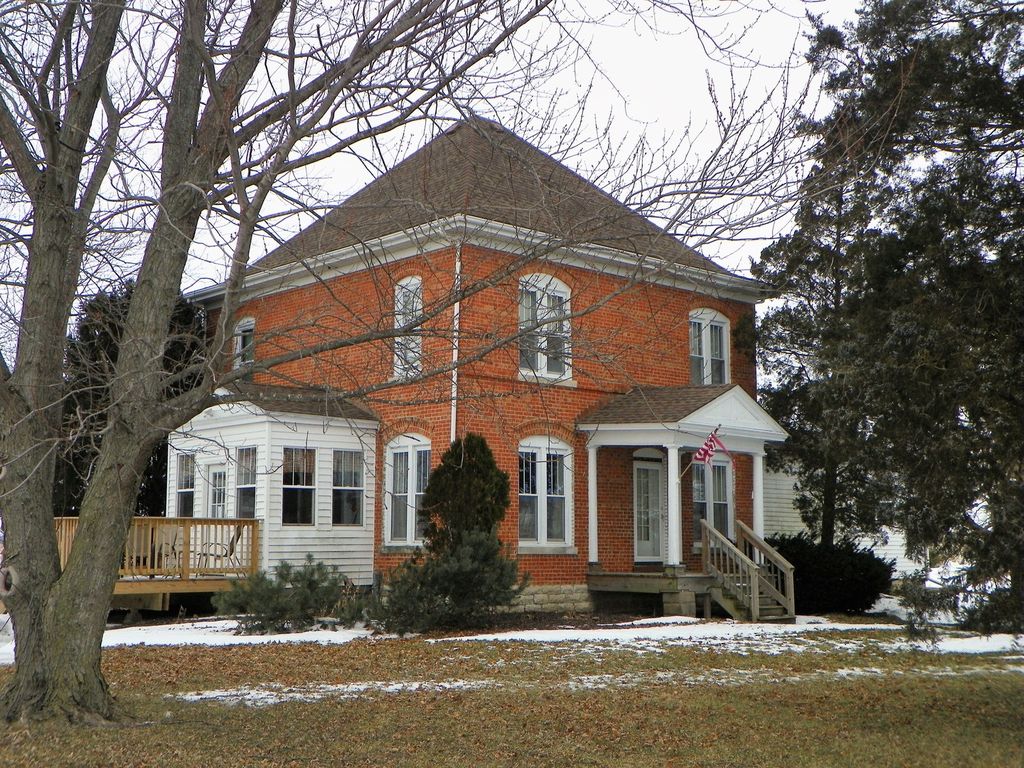 8305 S Old Mazon Rd, Gardner, IL 60424 Trulia