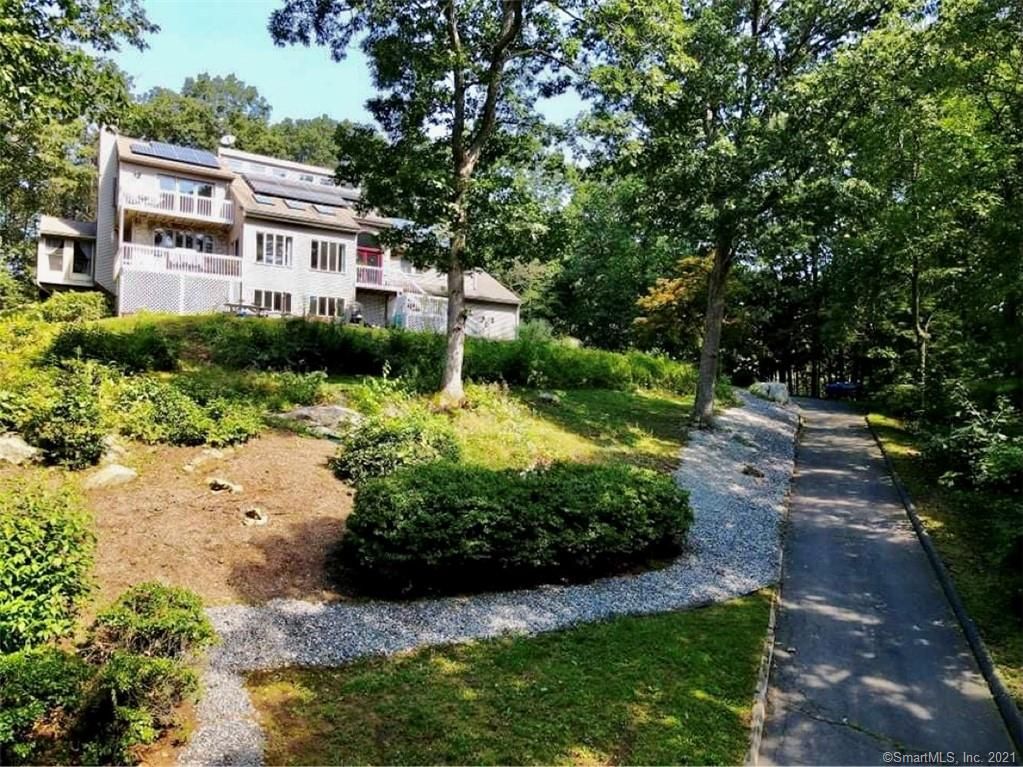 64 Stagecoach Rd, Burlington, CT 06013