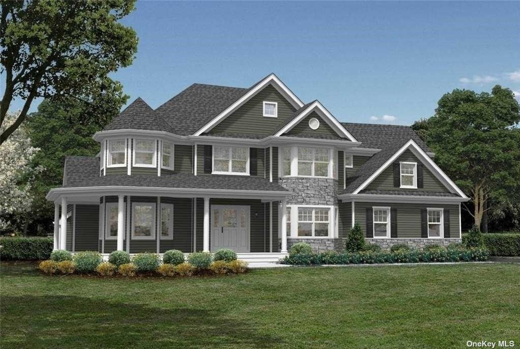 10 Orient Ave, Northport, NY 11768