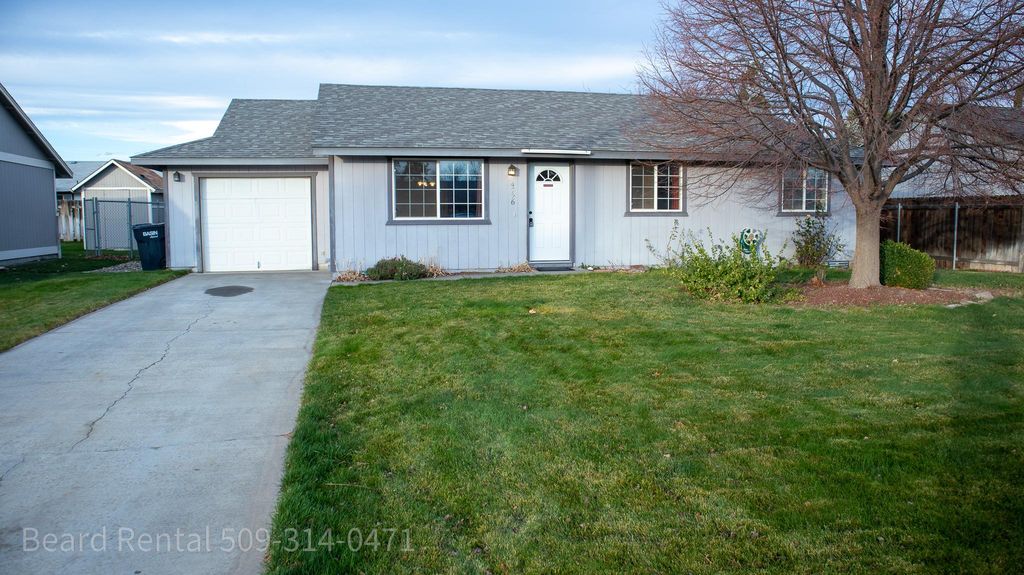 4726 Daisy St, West Richland, WA 99353