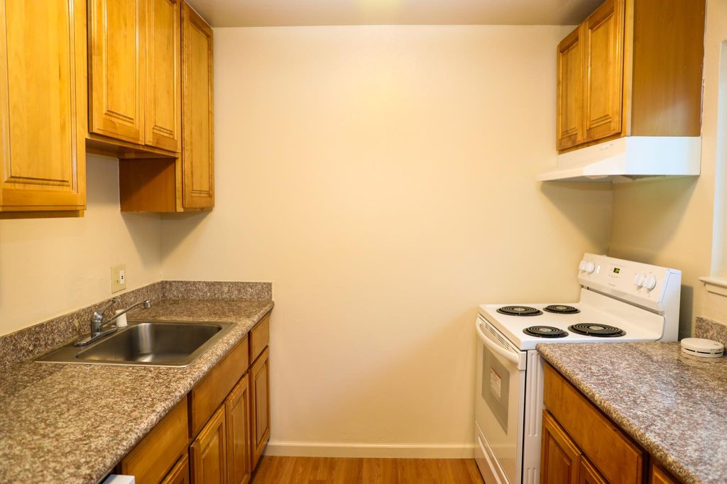 641 Iris Ave, Sunnyvale, CA 94086