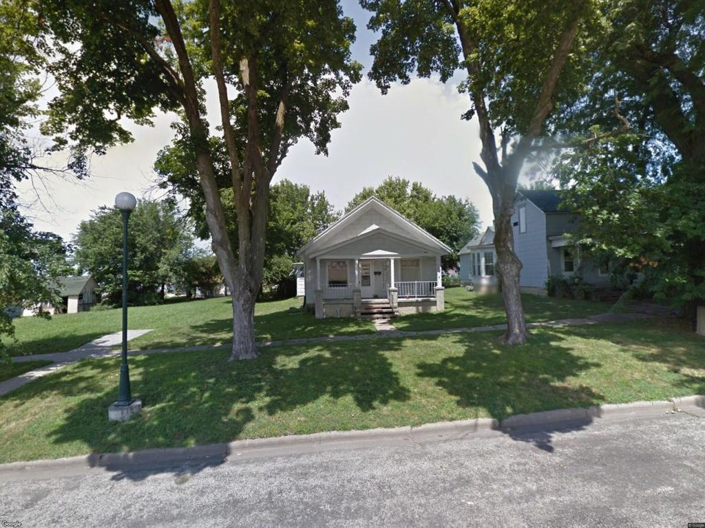 710 Kickapoo St, Hiawatha, KS 66434 Trulia 710 Kickapoo St, Hiawatha, KS 66434 Trulia