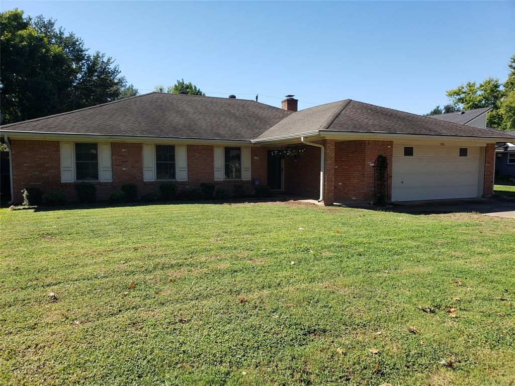 1012 Purdue Dr, Arlington, TX 76012