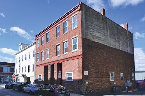 27 Lambert St   #2R, Cambridge, MA 02141