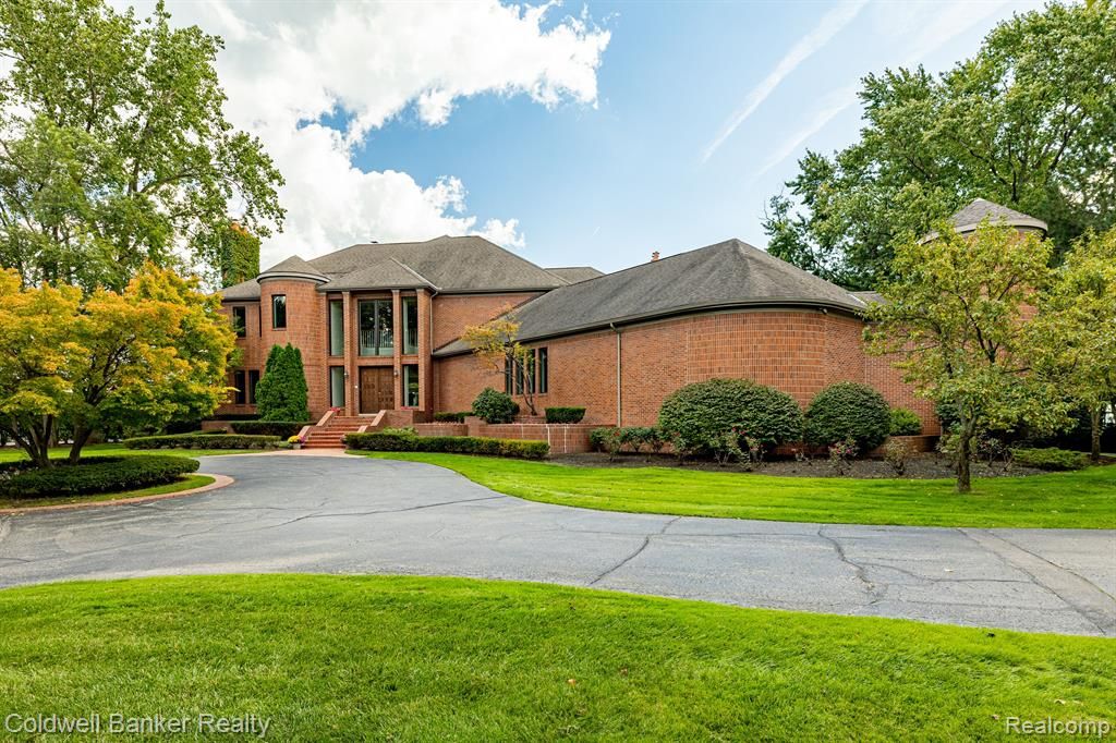 15440 Windmill Pointe Dr, Grosse Pointe Park, MI 48230 MLS 20230086854 Trulia