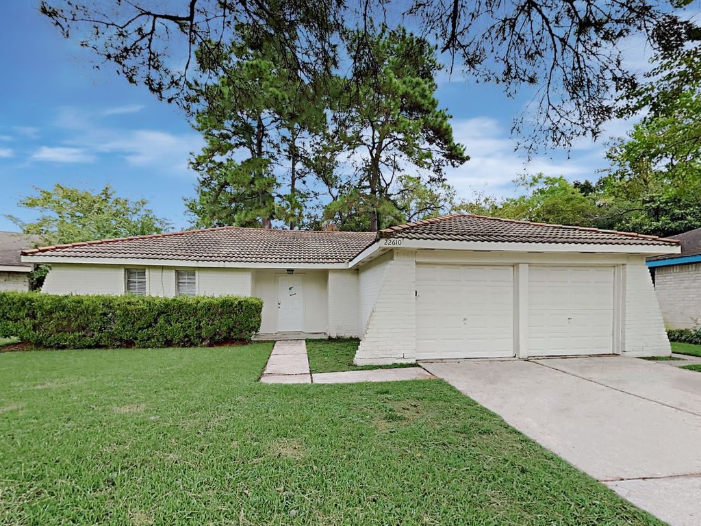 22610 Meadowgate Dr, Spring, TX 77373