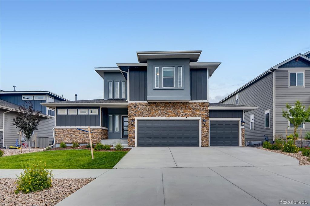 8286 Misty Moon Dr, Colorado Springs, CO 80924